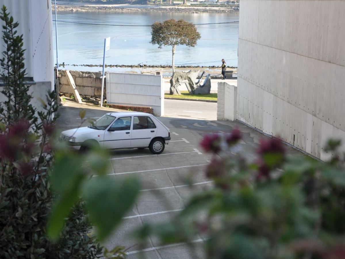 Hostal Mourelos O Grove Exterior photo